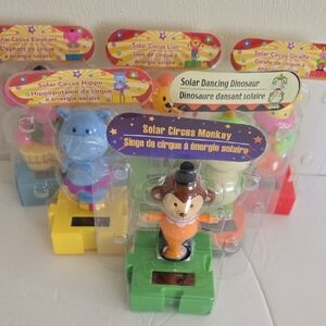 Solar 6 Circus Monkey Lion Elephant Frog Giraffe Hippo Green and Orange